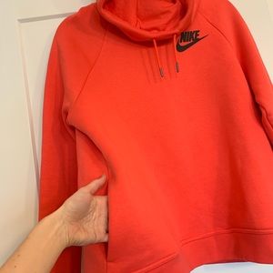 Nike pullover